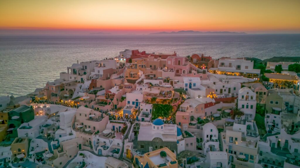 City of Santorini, Santorini Holiday Deals, All Inclusive Tour to Santorini from UK